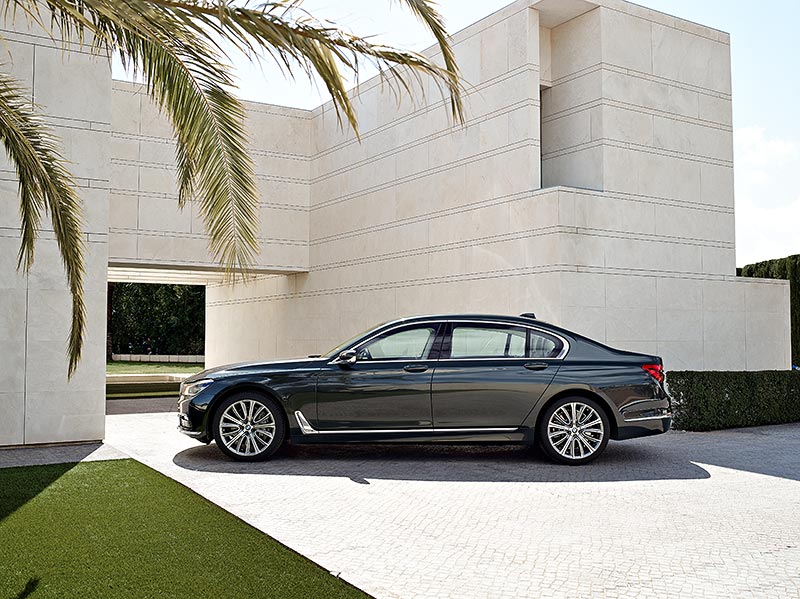Der neue BMW 7er, ab Juli auch mit 400 PS starkem Quad-Turbo-Dieselmotor erhltlich.