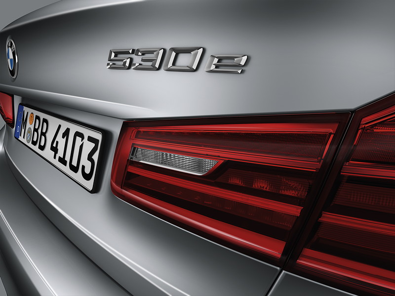 BMW 530e iPerformance Limousine