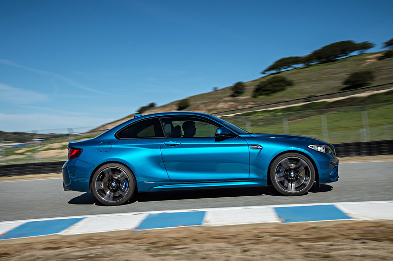 BMW M2 auf der Rennstrecke