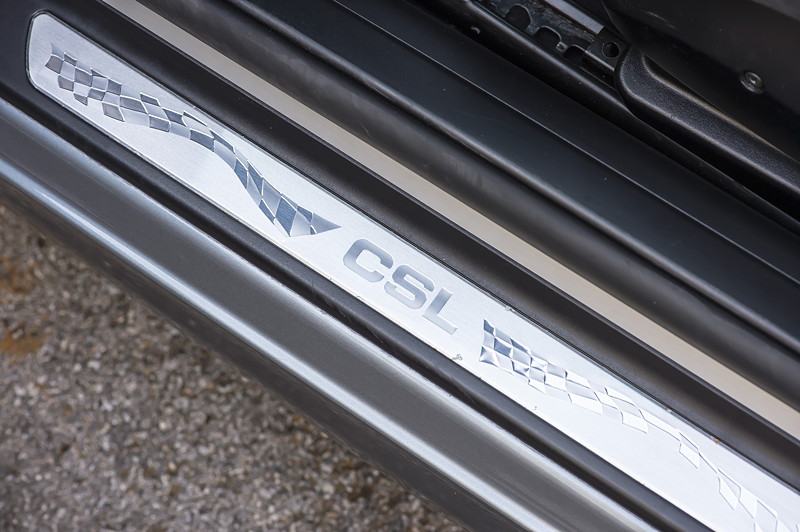 BMW M3 CSL, Einstiegsleiste mit CSL Schriftzug