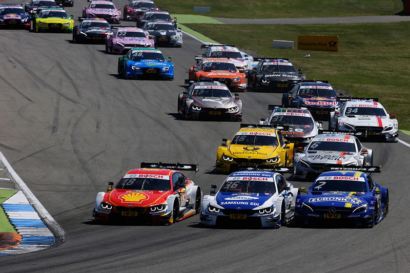 Hockenheim, 8. Mai 2016. Rennen 2, Augusto Farfus (BR) im Shell BMW M4 DTM, Maxime Martin (BE) im SAMSUNG BMW M4 DTM, Timo Glock im DEUTSCHE POST BMW M4 DTM.