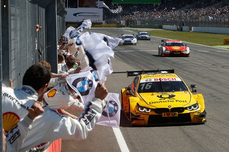 Hockenheim, 8. Mai 2016. Rennen 2, Timo Glock DEUTSCHE POST im BMW M4 DTM, Augusto Farfus (BR) im Shell BMW M4 DTM und Maxime Martin (BE) im SAMSUNG BMW M4 DTM.