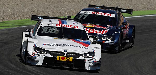 Hockenheim, 8. Mai 2016. Rennen 2, Martin Tomczyk im BMW M Performance Parts M4 DTM und Marco Wittmann im Red Bull BMW M4 DTM.