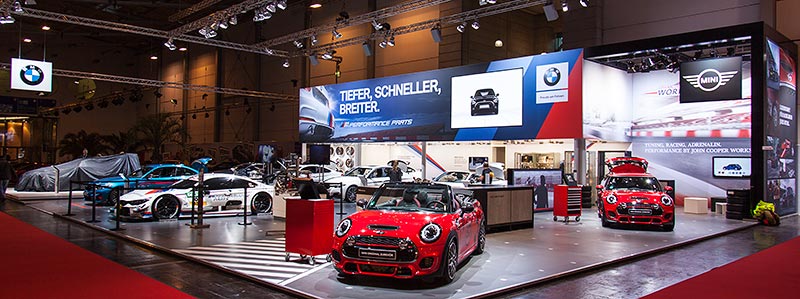 BMW Group Messestand auf der Essen Motor Show 2016, Halle 3 mit seinen Marken BMW, BMW M und MINI.