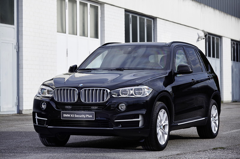 BMW auf der GPEC 2016: BMW X5 xDrive50i Security Plus
