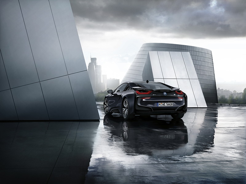 BMW i8 Editionsmodell BMW i8 Protonic Dark Silver Edition.