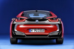 BMW i8 weltweit bestverkaufter Hybrid-Sportwagen / BMW i prsentiert das Editionsmodell BMW i8 Protonic Red Edition.