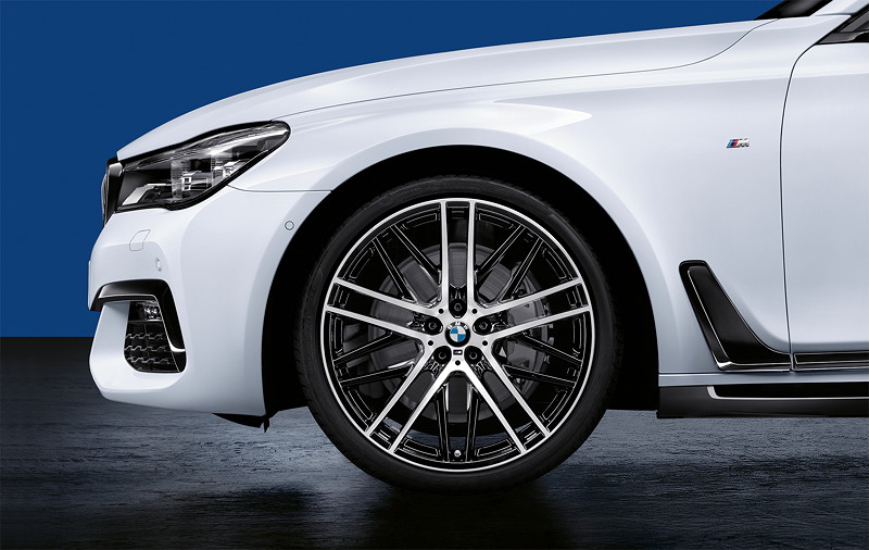 BMW 7er Limousine Langversion (G12), BMW M Performance 21 Zoll Leichtmetallr�der Kreuzspeiche 650 M Bicolor schwarz/glanzgedreht.
