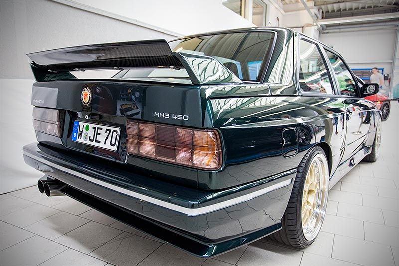 Manhart MH3 450 auf BBS-Felgen, mit auff�lligem Heckspoiler