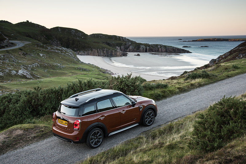 MINI Cooper S Countryman ALL4. Chestnut.