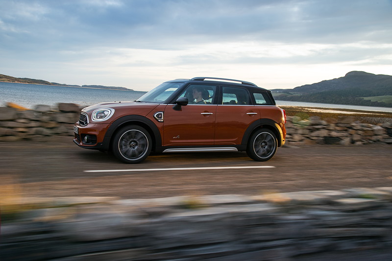 MINI Cooper S Countryman ALL4. Chestnut.