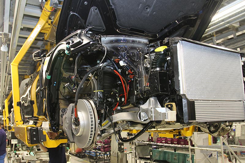 Produktion des BMW 730Ld (G12) am 20.10.2016 im BMW Werk Dingolfing, rechts: K�hler