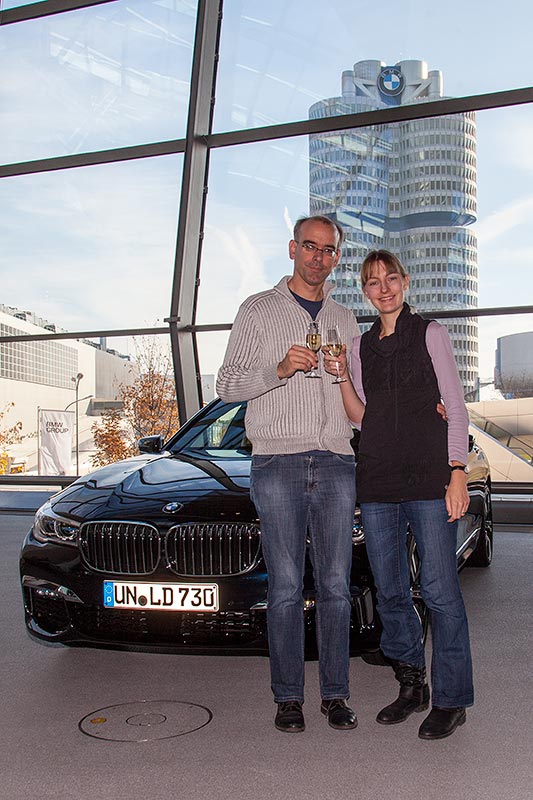 Erstes Foto mit dem neuen 7er in der BMW Welt.