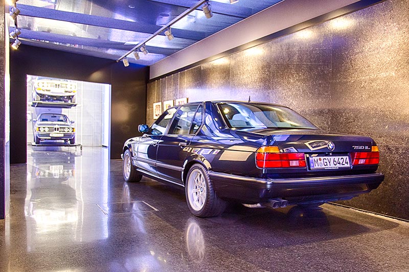 BMW 750iL (E32) im BMW Museum