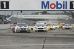 Sebring International Raceway, Sebring, FL (USA). Bill Auberlen (USA), Dirk Werner (DEU), Bruno Spengler (CAN), Nr. 25, BMW Team RLL, BMW M6 GTLM. John Edwards (USA), Lucas Luhr (DEU), Kuno Wittmer (CAN), Nr. 100, BMW Team RLL, BMW M6 GTLM.