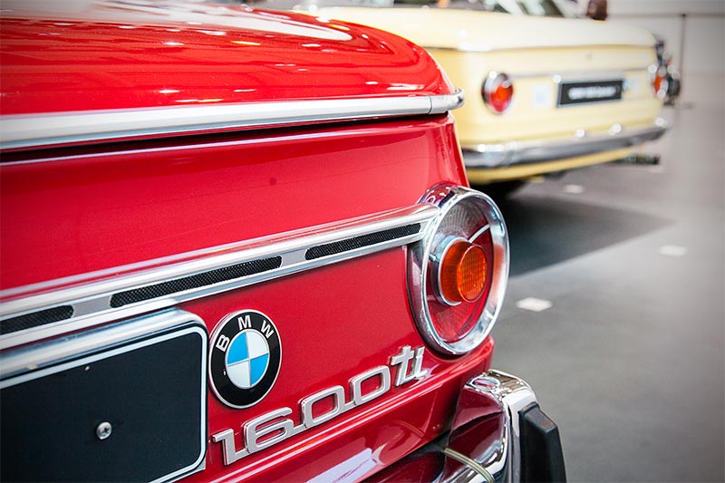 BMW 1600 TI, Typbezeichnung am Heck