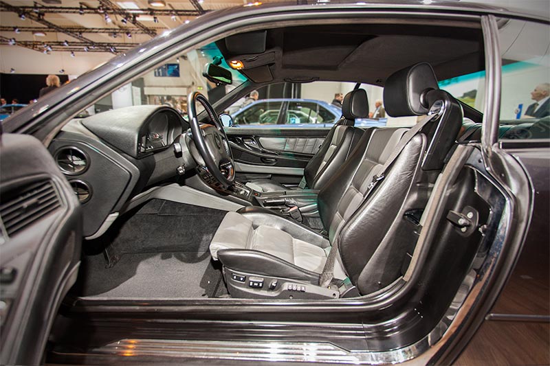 BMW 850CSi, Bick in den Innenraum des 8er Coup�s