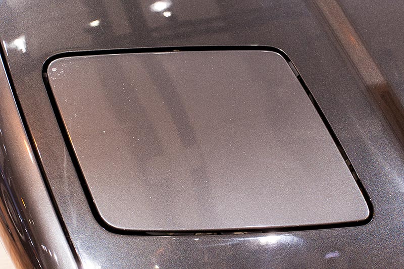 BMW 850CSi , ausklappbarer Haupt-Scheinwerfer
