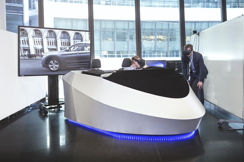 Die Virtual Reality Brille HTC-Vive als Teil des BMW Entwicklungsprozesses.