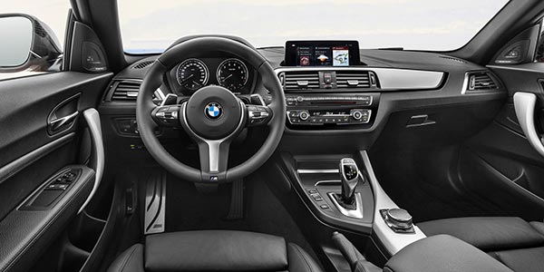 BMW 2er Coupe, Cockpit