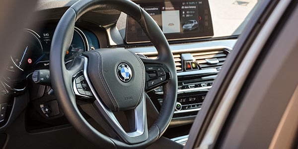 BMW 530d Limousine G30 mit Innovationspaket 07R7 inklusive Head-Up Display