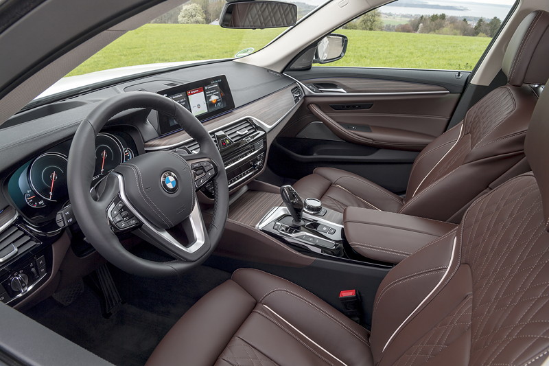 BMW 530e iPerformance, Interieur vorne