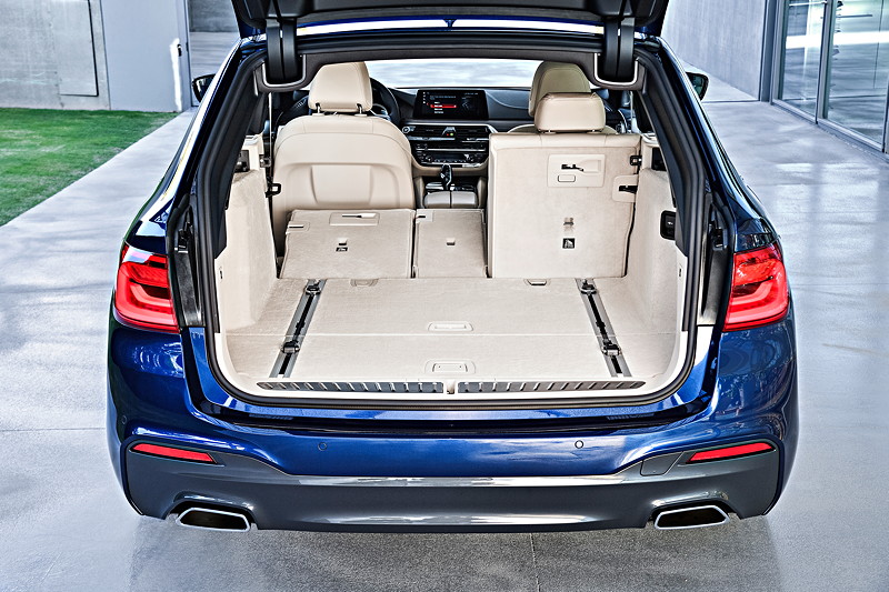 BMW 5er Touring, Kofferraum, getrennt umlegbare Fondsitze