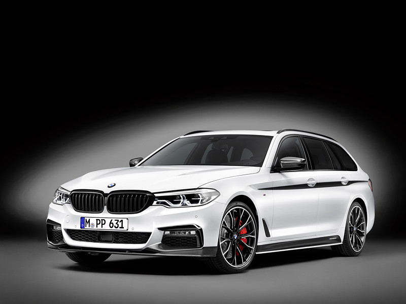 Der neue BMW 5er Touring mit BMW M Performance Parts