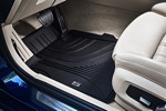 Fu&szlig;matten Allwetter vorn. Original BMW Zubeh&ouml;r f&uuml;r den neuen BMW 5er Touring.