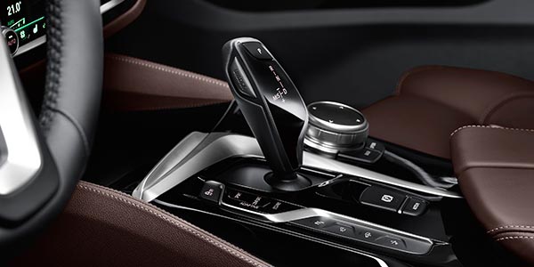 BMW 6er Gran Turismo, Mittelkonsole mit iDrive Controller