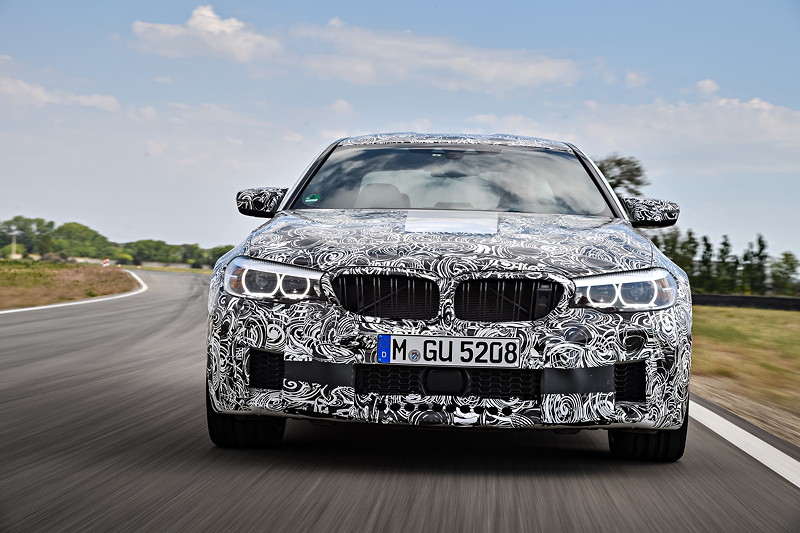 BMW M5 mit M xDrive