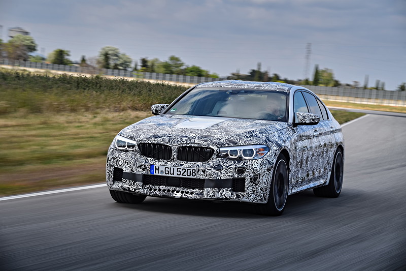 BMW M5 mit M xDrive