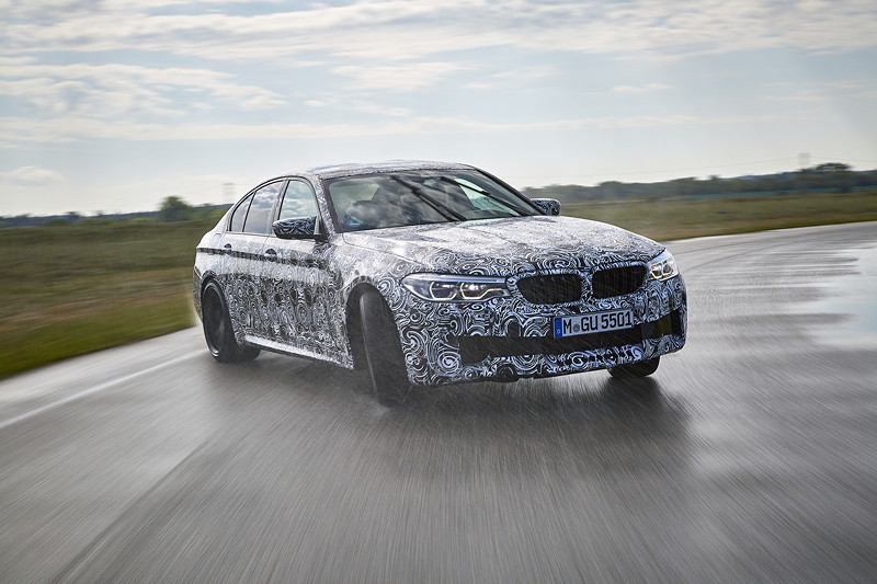 BMW M5 mit M xDrive