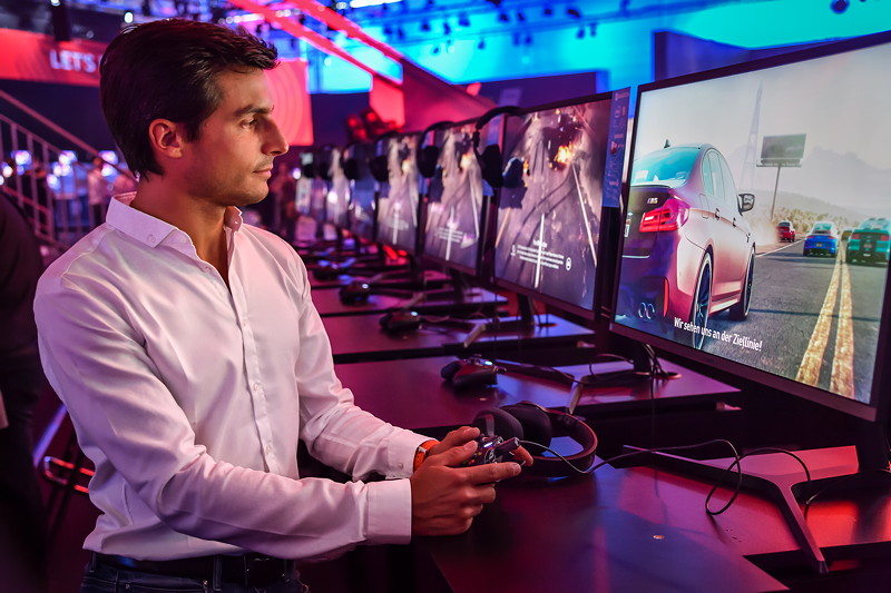 Bruno Spengler, BMW DTM-Fahrer. Weltpremiere des neuen BMW M5 in Need for Speed  Payback von Electronic Arts am 21.08.2017 auf der GamesCom in Kln.
