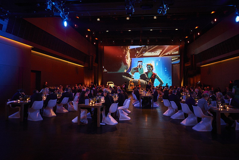 Feierliches Honoratioren-Dinner anl�sslich des 10. Geburtstags der BMW Welt am 19.10.2017 im Auditorium der BMW Welt in M�nchen.