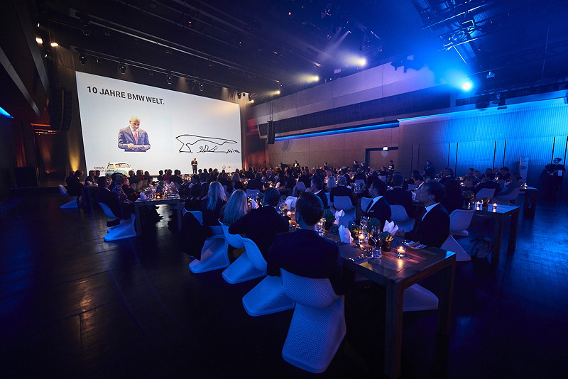 Feierliches Honoratioren-Dinner anl�sslich des 10. Geburtstags der BMW Welt am 19.10.2017 im Auditorium der BMW Welt in M�nchen.