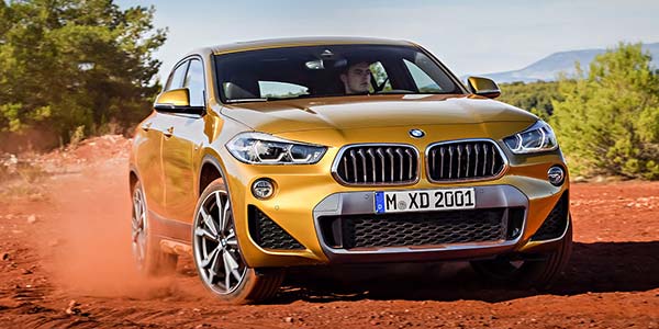 BMW X2 xDrive20d, Modell M Sport X, in neuer BMW Au�enfarbe Galvanic Gold.