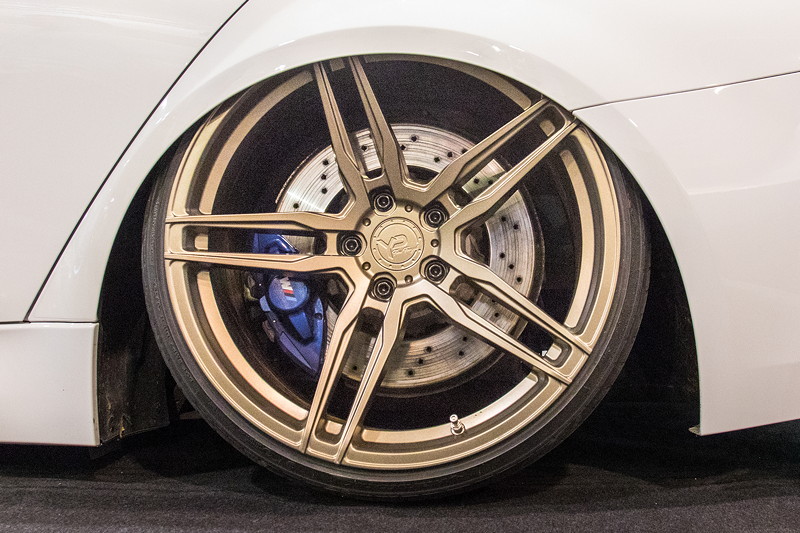 Essen Motor Show 2017: BMW M3 auf Yido Wheels in Halle 2.