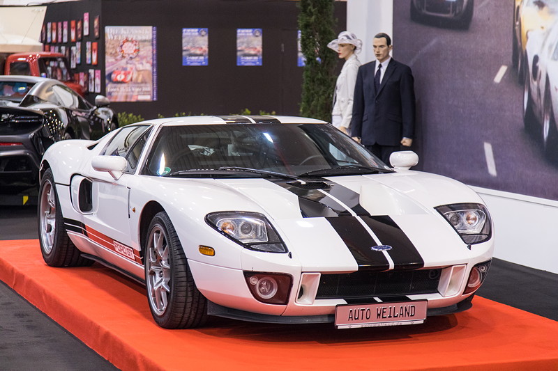 Ford GT, V8-Kompressor-Motor, 550 PS, vmax: 330 km/h. Essen Motor Show 2017.