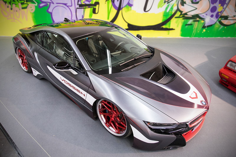 Optisch modifizierter BMW i8 in der tuningXperience, Essen Motor Show 2017.