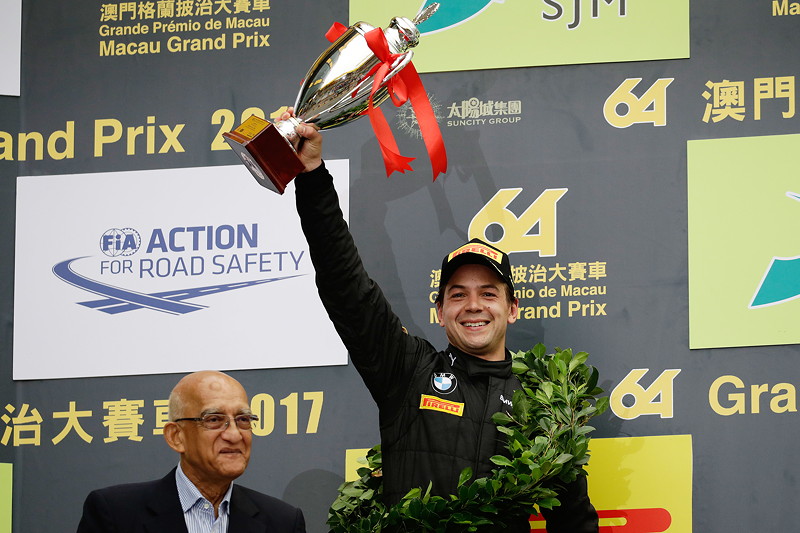 Macau (CHN), 16.-19.11.2017. FIA World Cup, Zweiter Platz im Qualifikationsrennen f�r Augusto Farfus (BRA).