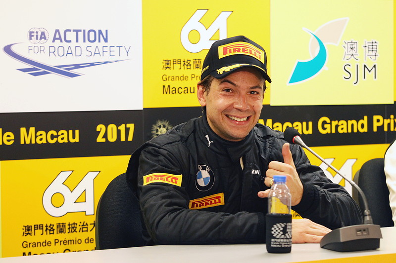 Macau (CHN), 16.-19.11.2017. FIA World Cup, Zweiter Platz im Qualifikationsrennen f�r Augusto Farfus (BRA).