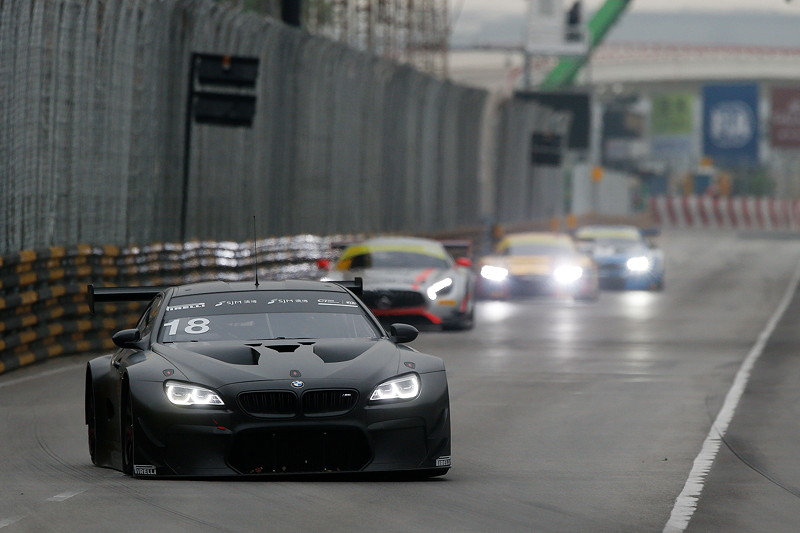 Macau (CHN), 16.-19.11.2017. FIA GT World Cup, Qualifikationsrennen, Augusto Farfus (BRA) im BMW Art Car #18 von Cao Fei.