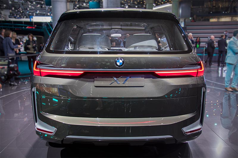 BMW Concept X7 iPerformance