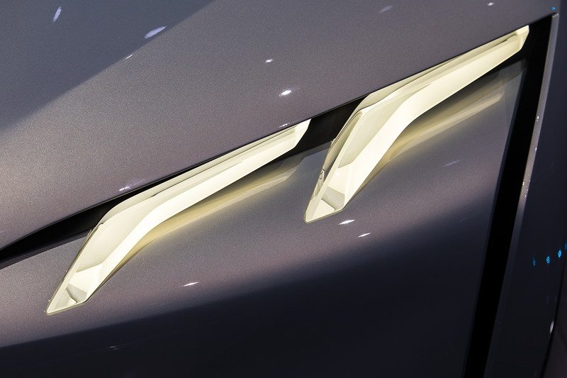 BMW i Vision Dynamics, Scheinwerfer