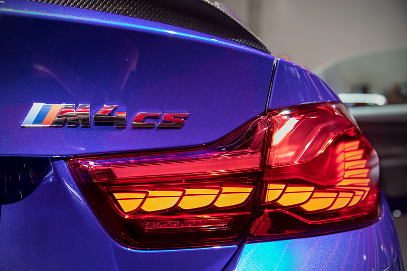 BMW M4 CS mit OLED R�ckleuchten