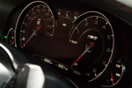 BMW M5 First Edition, Tacho-Instrumente bis 330 km/h