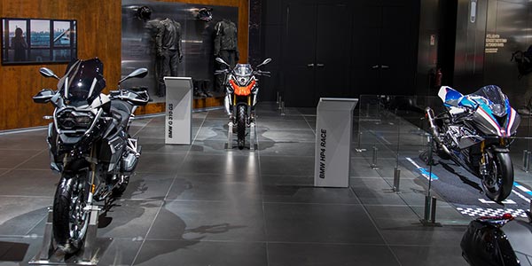 BMW Motorrad Ausstellung auf der IAA in Frankfurt