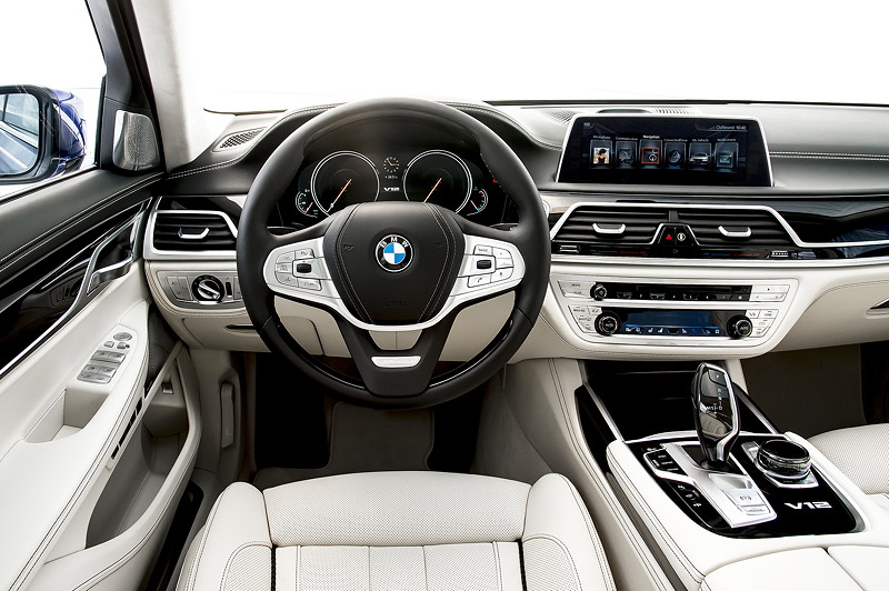 BMW M 760 Li Excellence Individual, Cockpit