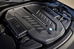 BMW M 760 Li xDrive M Performance, V12 Motor mit M Performance Schriftzug